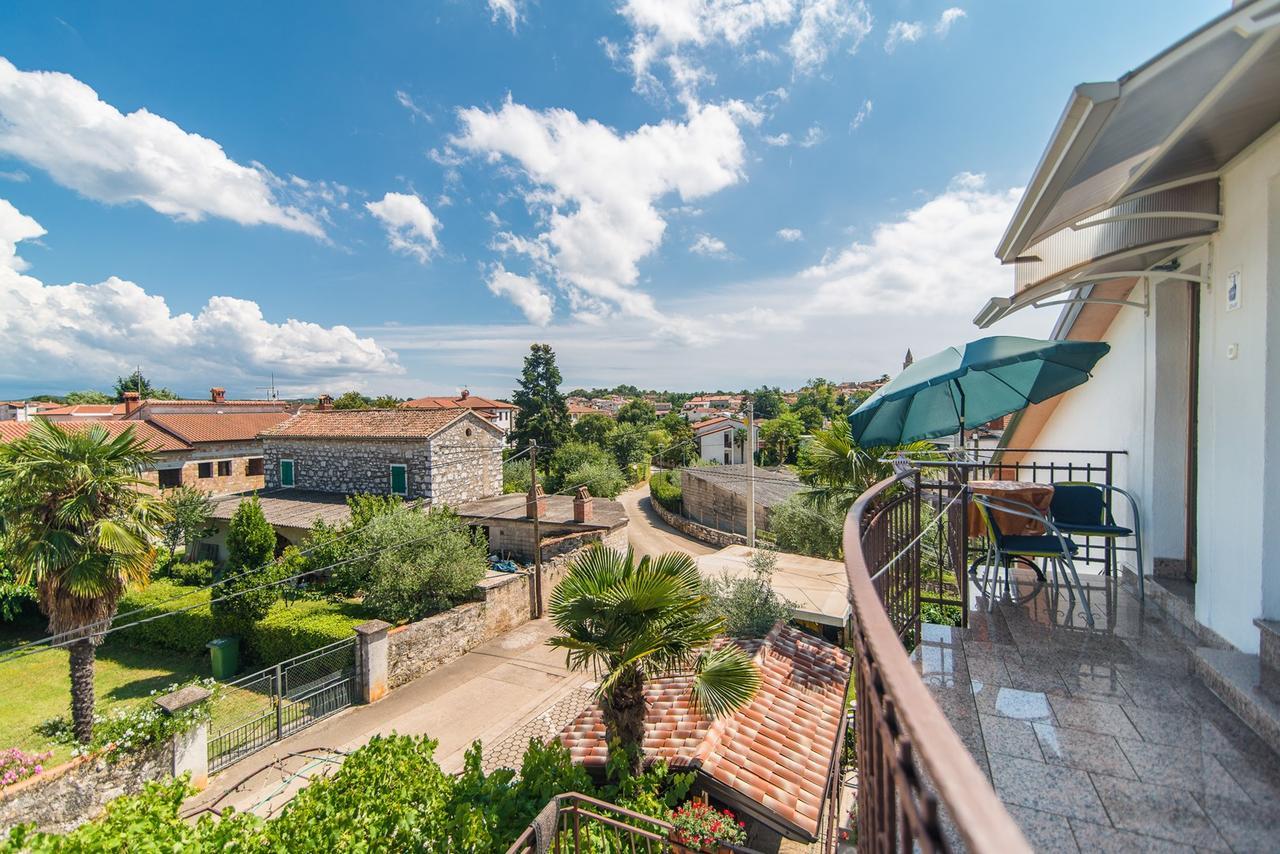 Apartment Vilma Funtana Exterior photo